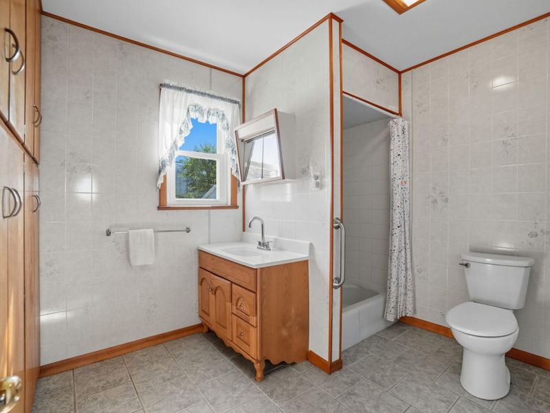 17 E Walnut Street, Uniopolis, OH 45888 Photo 21