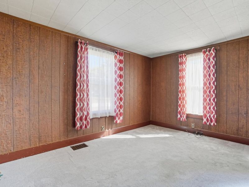 17 E Walnut Street, Uniopolis, OH 45888 Photo 9