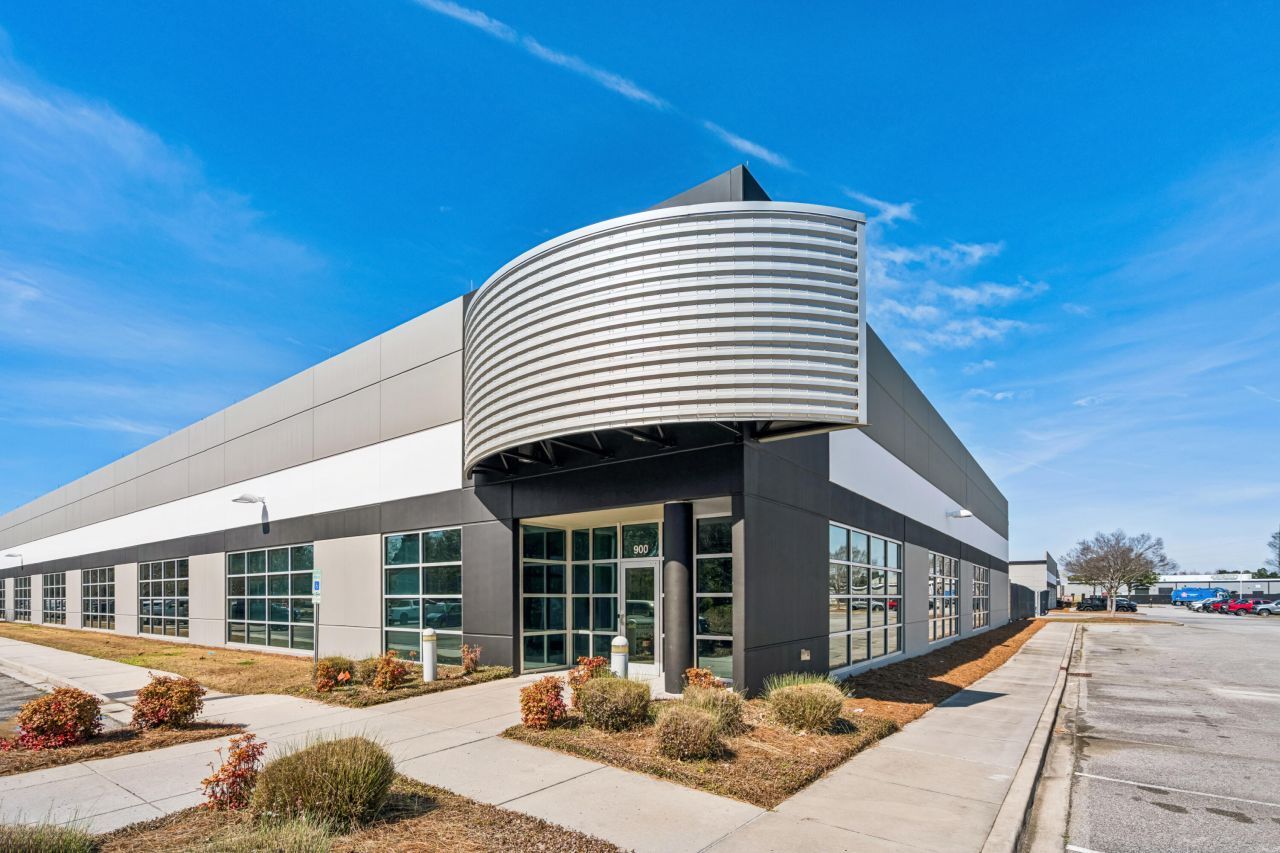 1141 Remount Road Photo 9