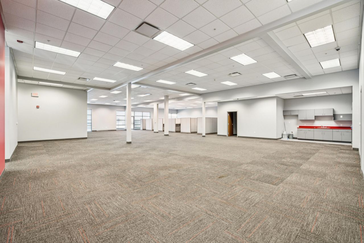 1141 Remount Road Photo 4