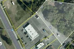 1951 Hawthorne Drive photo 4