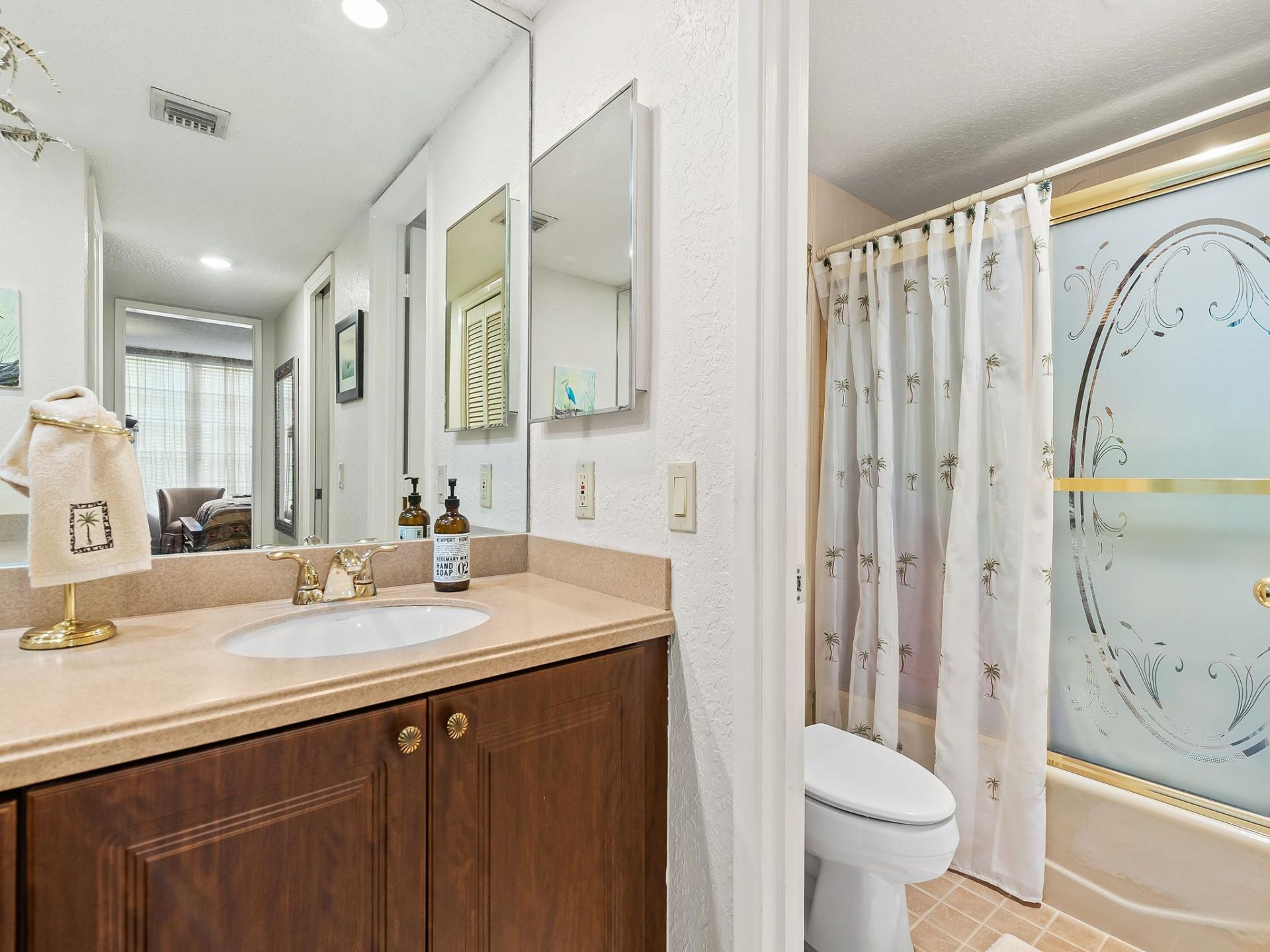 4221 W Palm Aire Drive, Unit 102, Pompano Beach, FL 33069 Photo