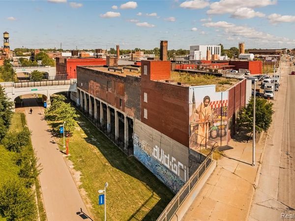 1911 Gratiot Avenue, Detroit, MI 48207