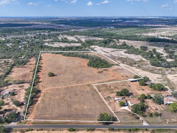 000 Von Ormy Rd, Von Ormy, TX 78073