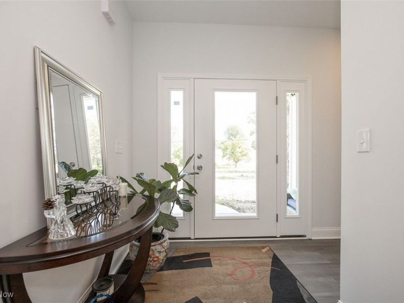 18433 Whitney Road, Strongsville, OH 44149 Photo 2