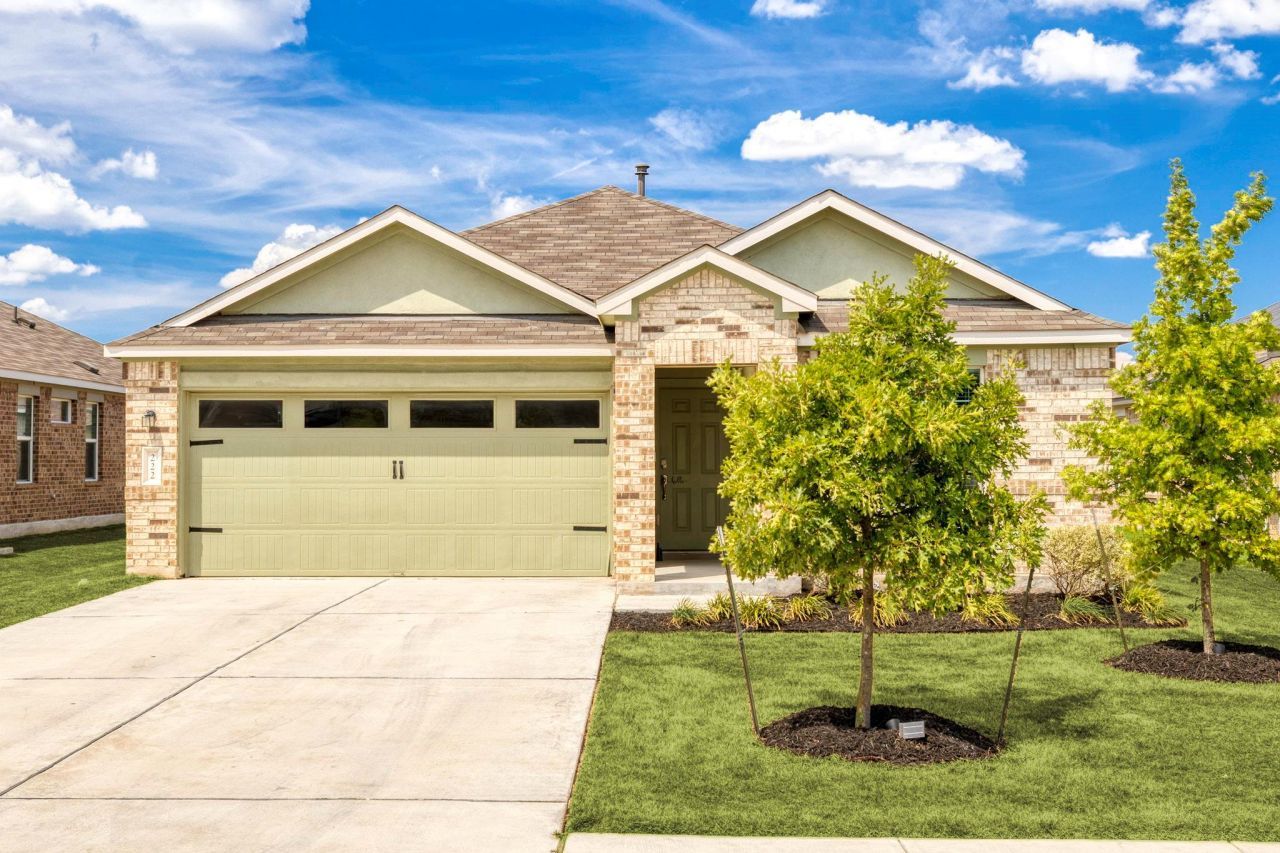 222 Escondido Cir, San Marcos, TX 78666 Main Photo