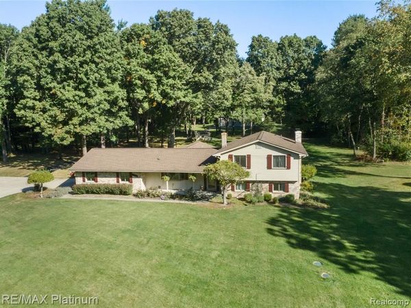 3750 Burwood Lane, Highland Twp, MI 48357