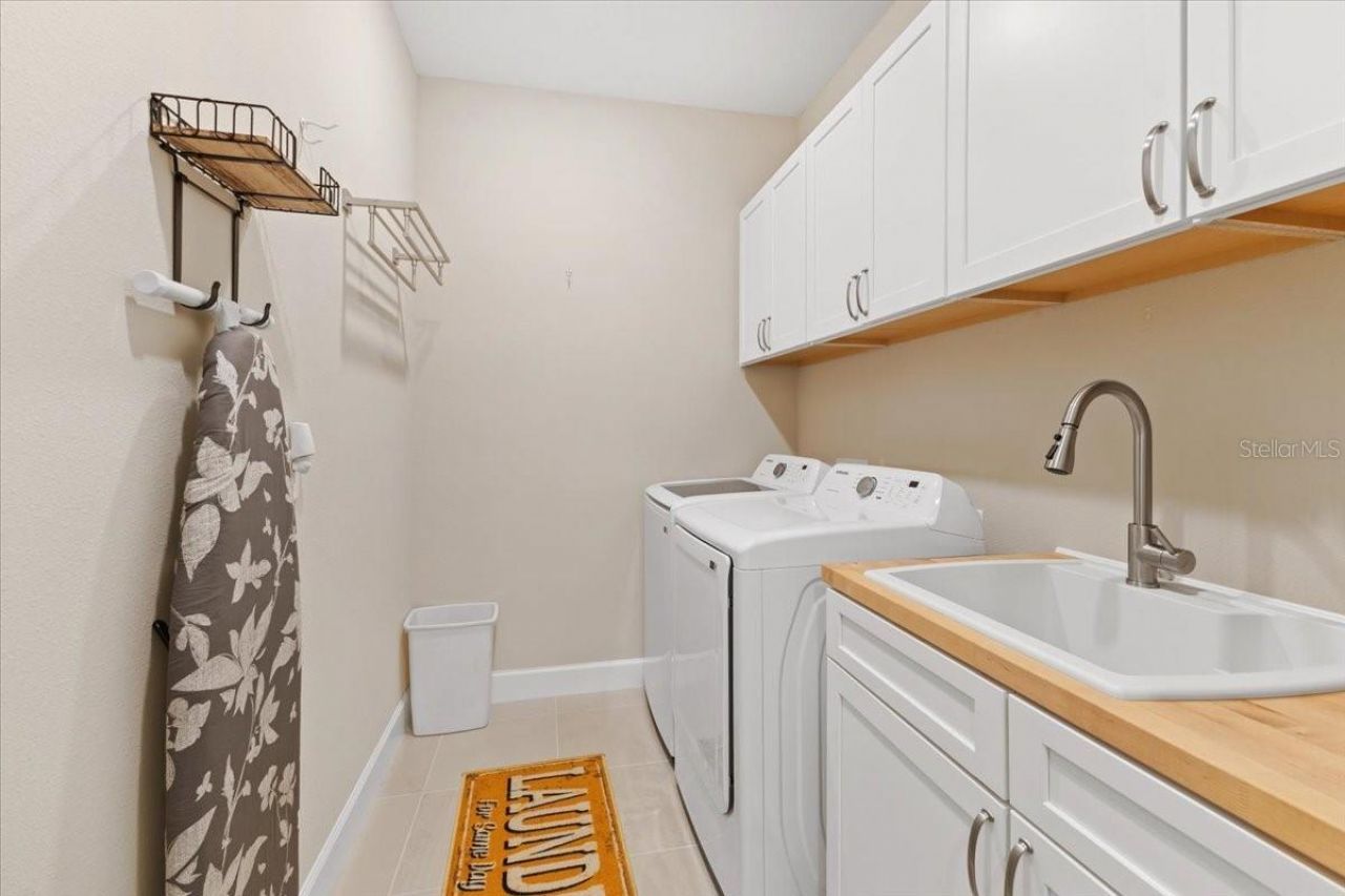 6236 Grandview Hill Court, Bradenton, FL 34203 Photo