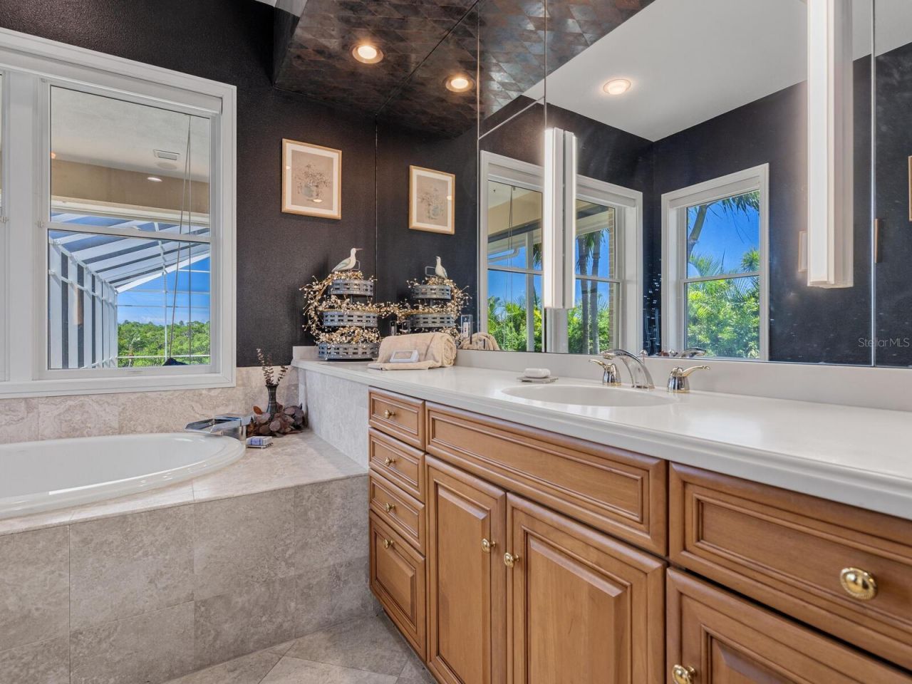 5800 Tidewood Avenue, Sarasota, FL 34231 Photo