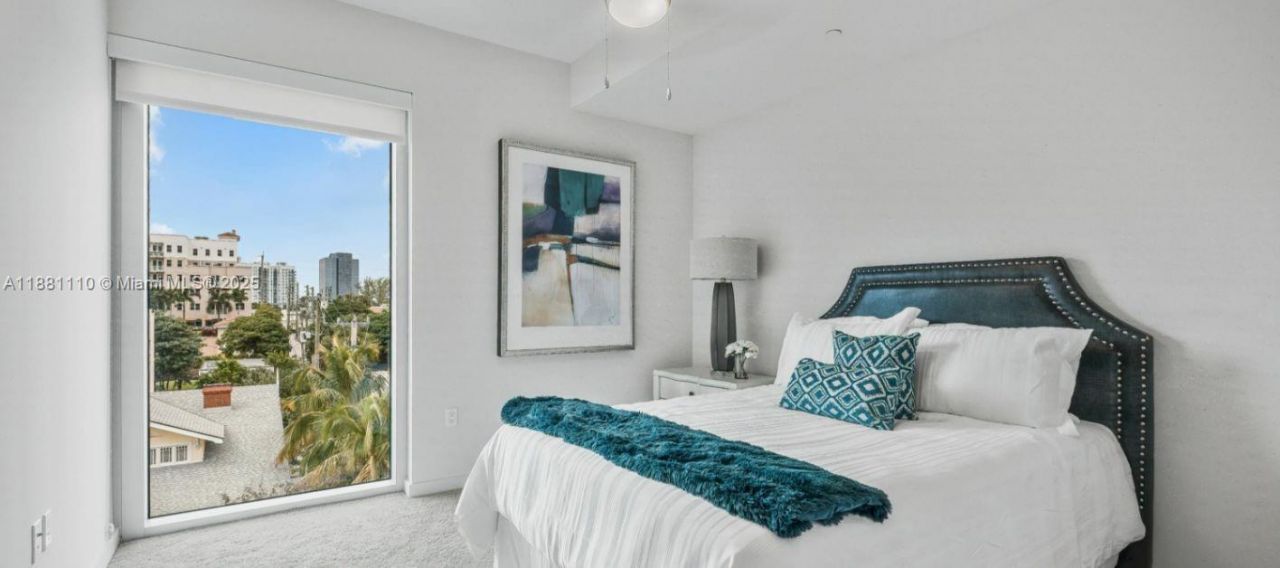 591 Evernia Sreet, Unit B2, West Palm Beach, FL 33401 Photo