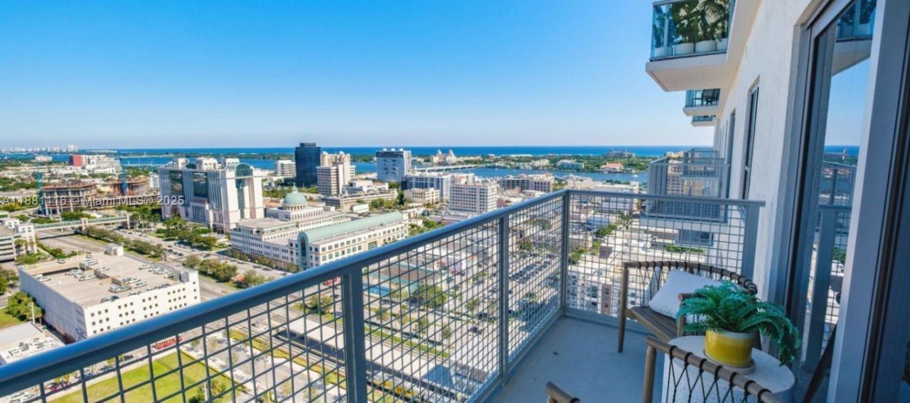 591 Evernia Sreet, Unit A13, West Palm Beach, FL 33401 Photo