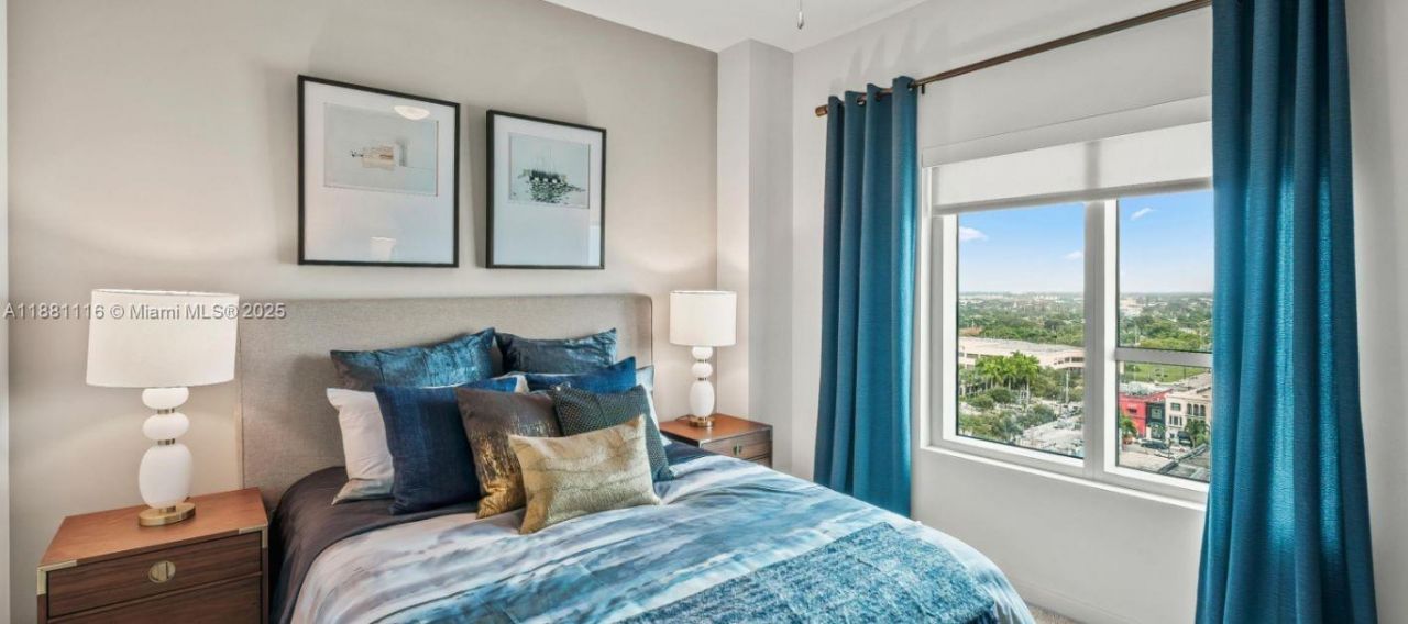 591 Evernia Sreet, Unit A13, West Palm Beach, FL 33401 Photo