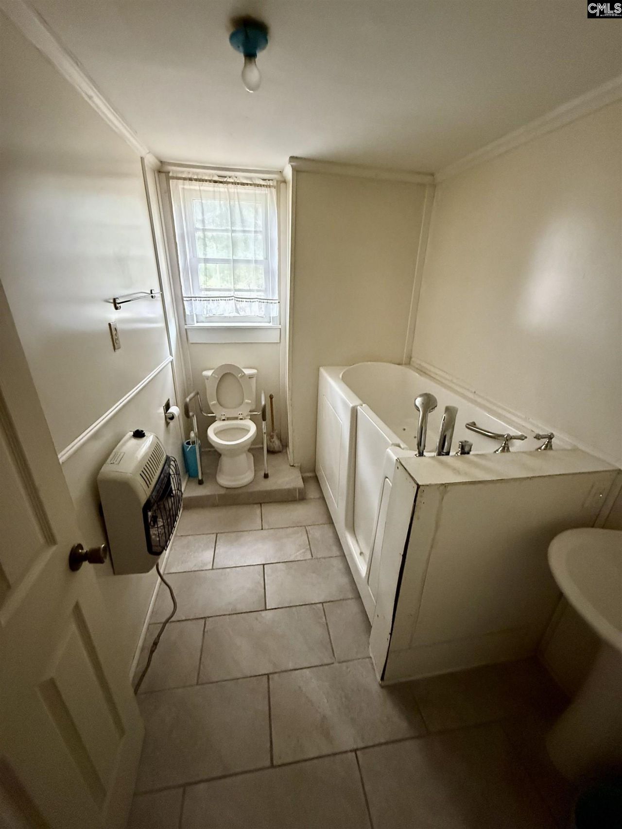 1446 Ridgewood Drive Photo 6