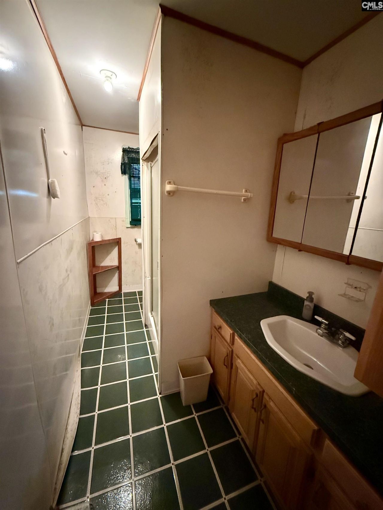 1446 Ridgewood Drive Photo 7