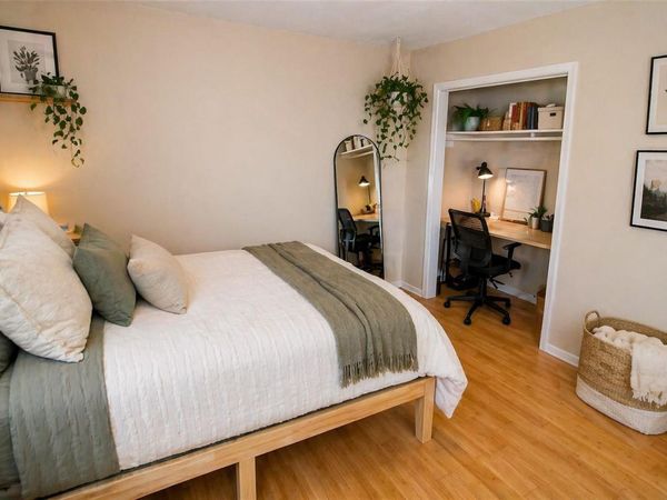 202 E 45th ST, Unit 203, Austin, TX 78751