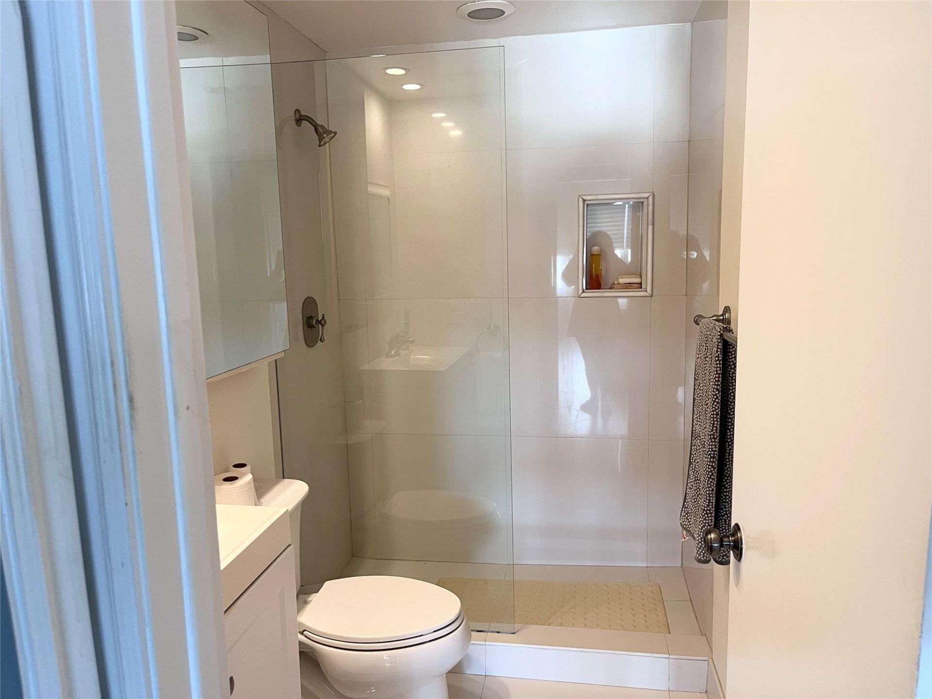 3200 NE 36, Unit 512A, Fort Lauderdale, FL 33308 Photo