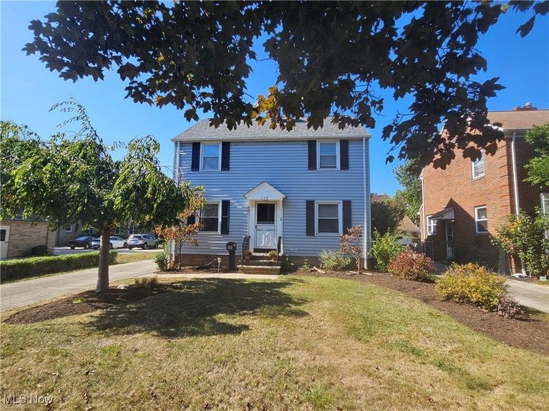 174 E 200th Street, Euclid, OH 44119 Photo 1