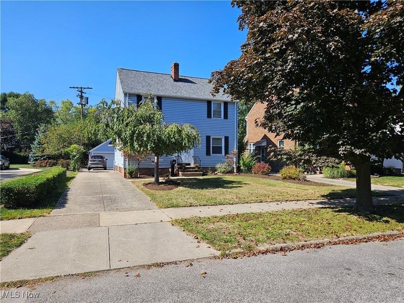 174 E 200th Street, Euclid, OH 44119 Photo 2