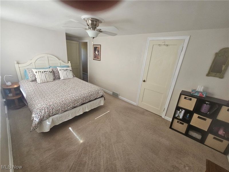 174 E 200th Street, Euclid, OH 44119 Photo 24