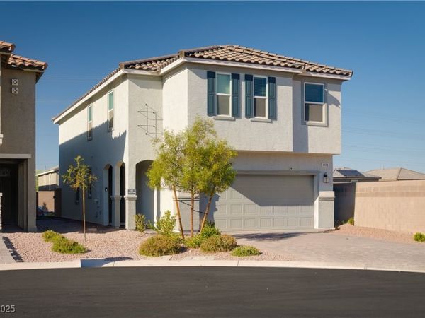 4456 Swimming Minnow Avenue, Las Vegas, NV 89141