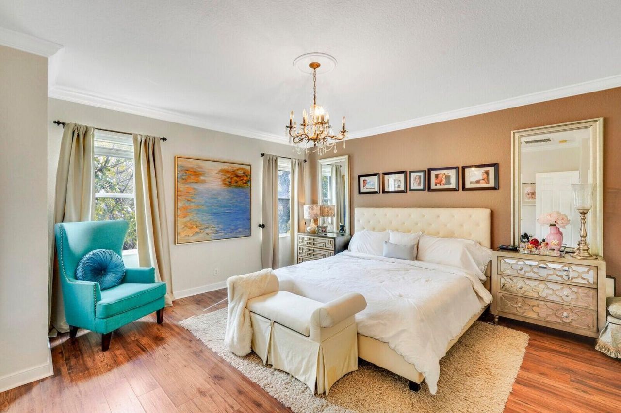 599 Cresta Circle, West Palm Beach, FL 33413 Photo