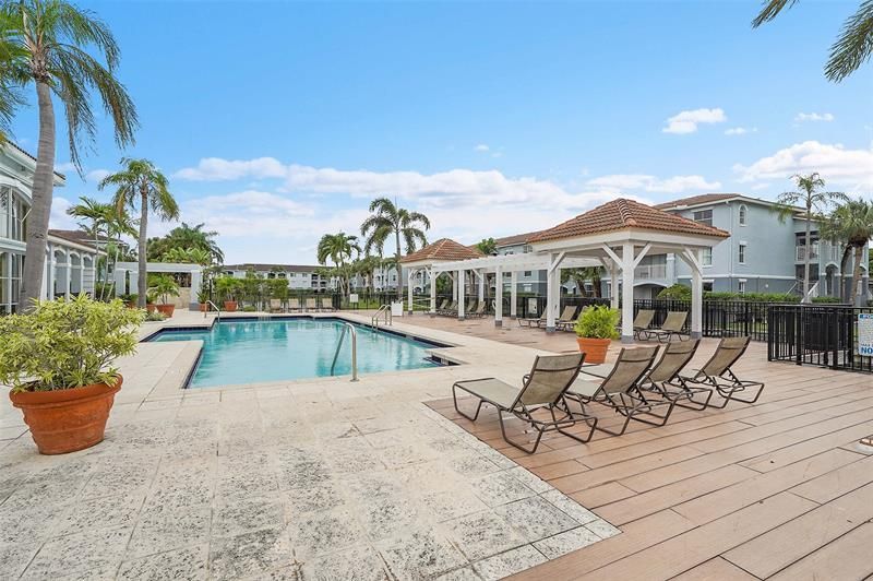 9645 NW 1st Ct, Unit 1-210, Pembroke Pines, FL 33024 Photo