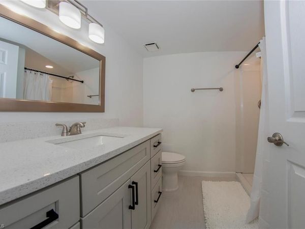16007 Davis RD, Unit 613, FORT MYERS, FL 33908