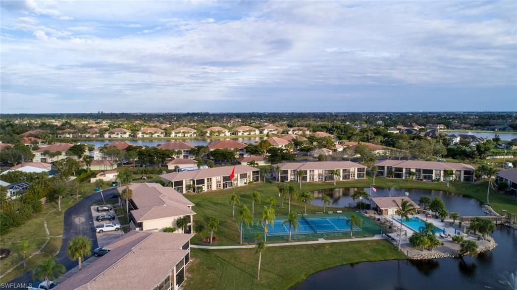 16007 Davis Rd, Unit 613, Fort Myers, FL 33908 Photo