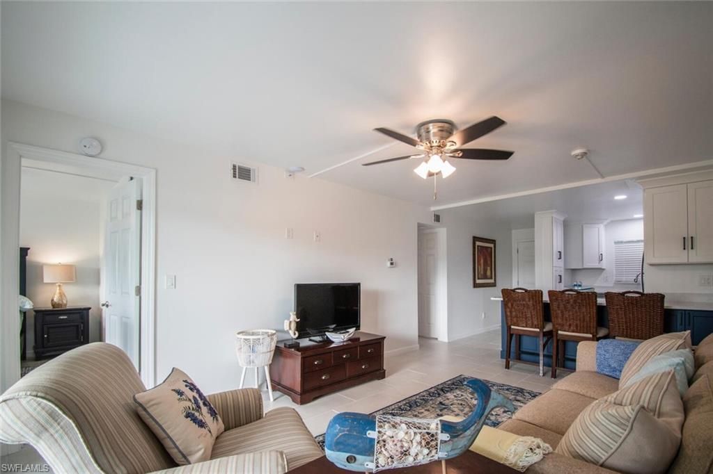 16007 Davis Rd, Unit 613, Fort Myers, FL 33908 Photo