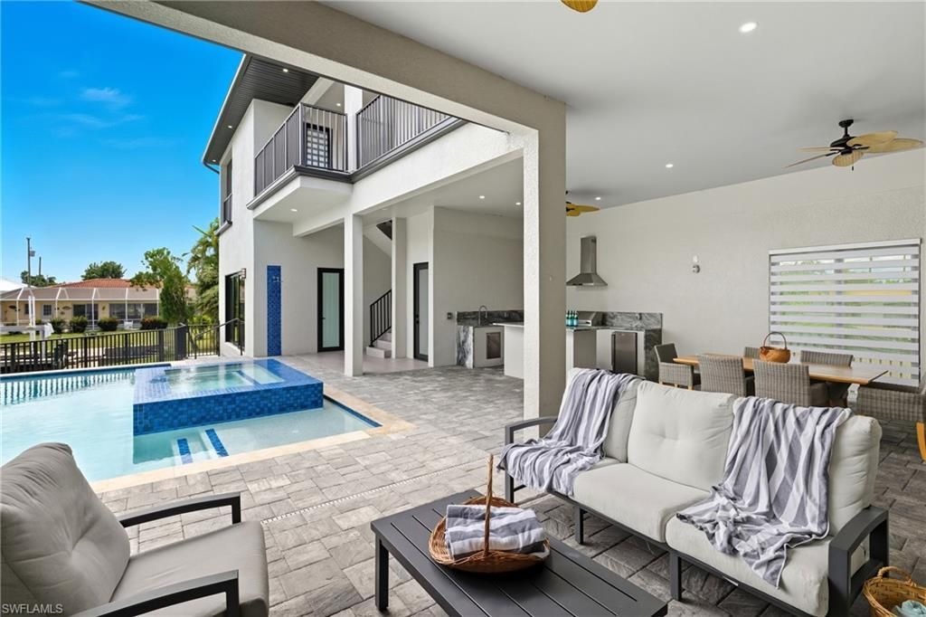 802 El Dorado Pkwy E, Cape Coral, FL 33904 Photo