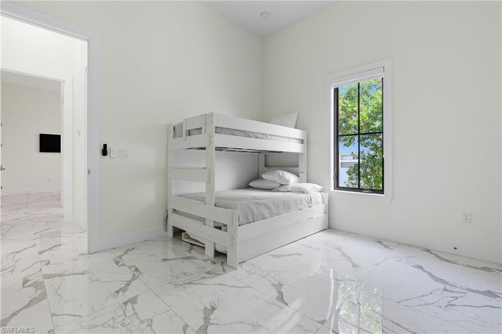 802 El Dorado Pkwy E, Cape Coral, FL 33904 Photo