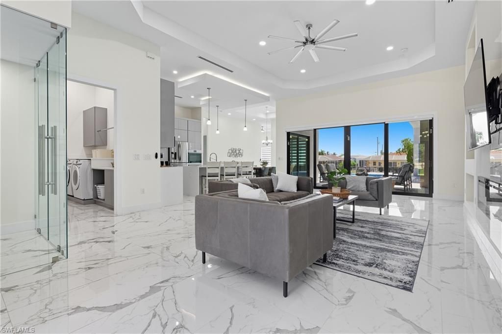 802 El Dorado Pkwy E, Cape Coral, FL 33904 Photo