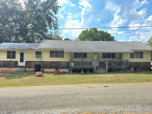 701 Johnson, Meeker, OK 74855