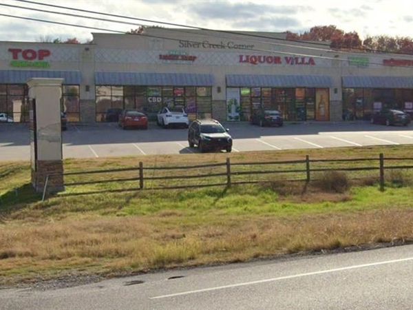 7001 Confederate Park Road , Fort Worth, TX 76108