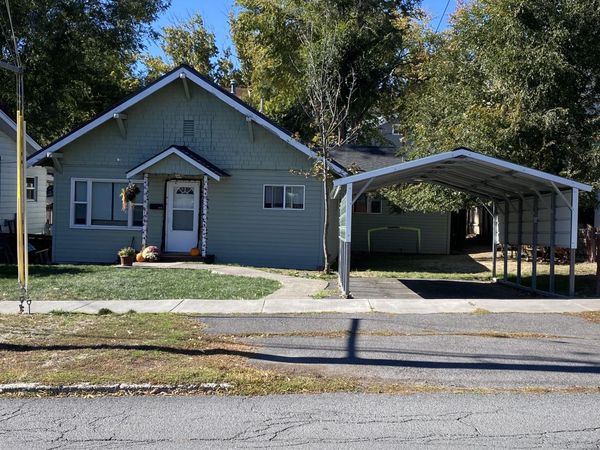 1180 Crescent Avenue, Klamath Falls, OR 97601