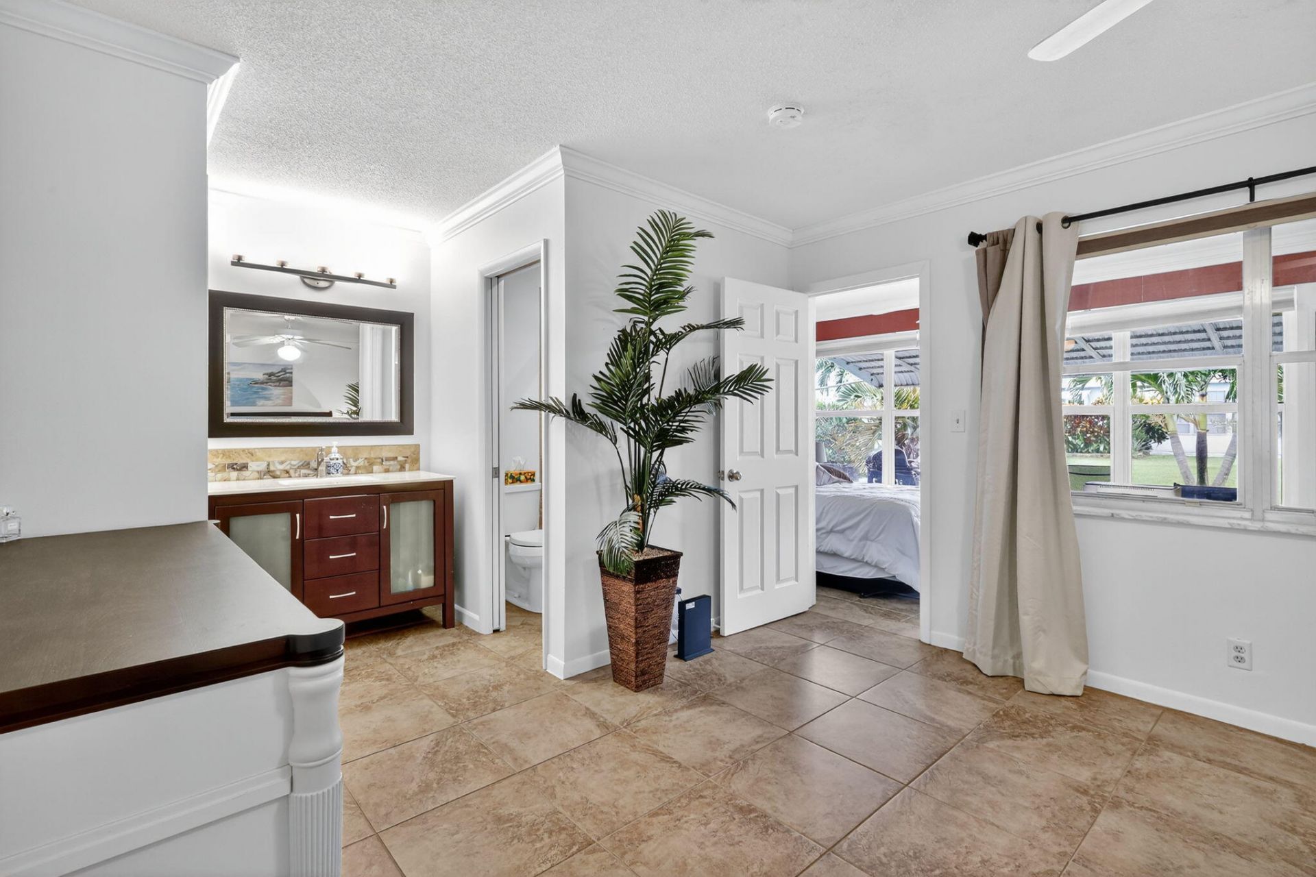 242 High Point Court W, Unit #B, Delray Beach, FL 33445 Photo