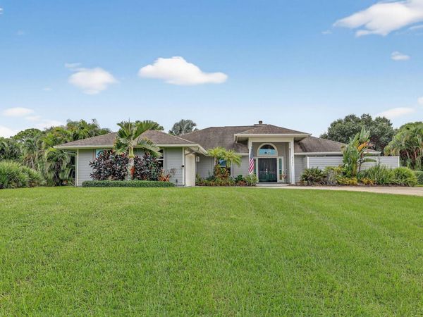 5321 SE Sterling Circle, Stuart, FL 34997