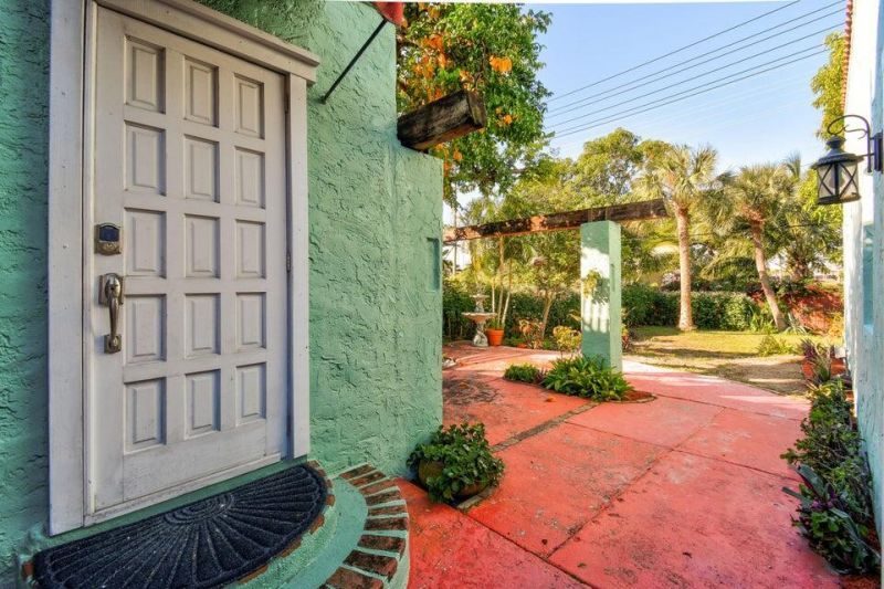 121 S B Street, Lake Worth Beach, FL 33460 Photo