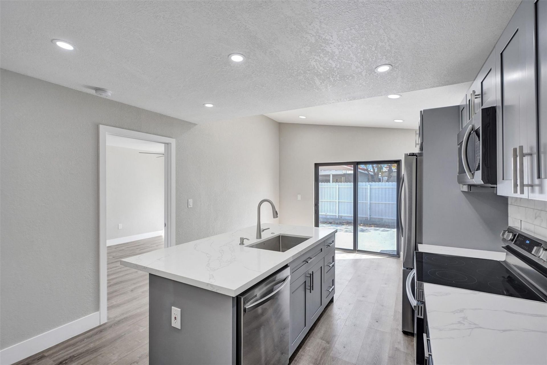 2614 W 65th Street, Hialeah, FL 33016 Photo