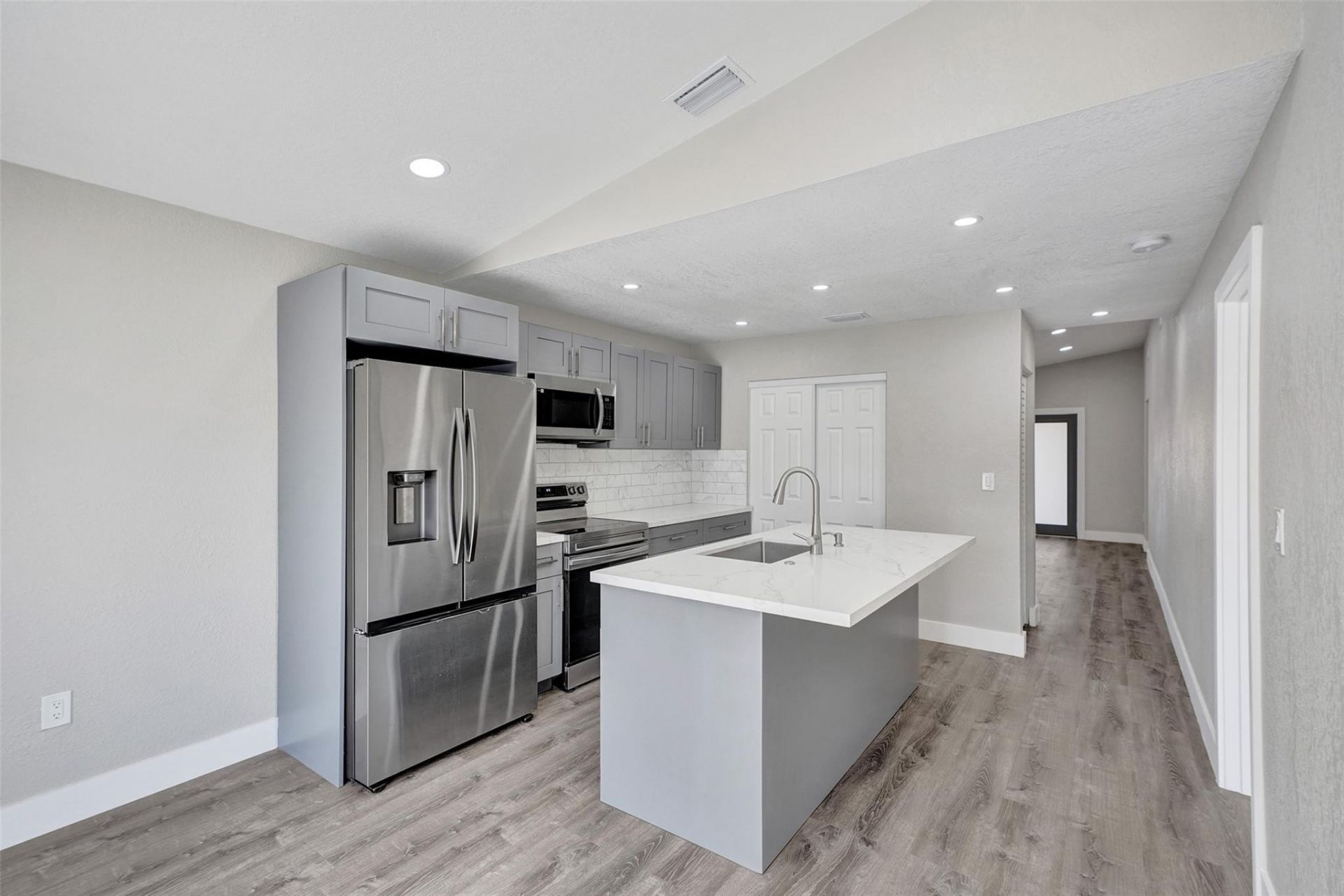 2614 W 65th Street, Hialeah, FL 33016 Photo