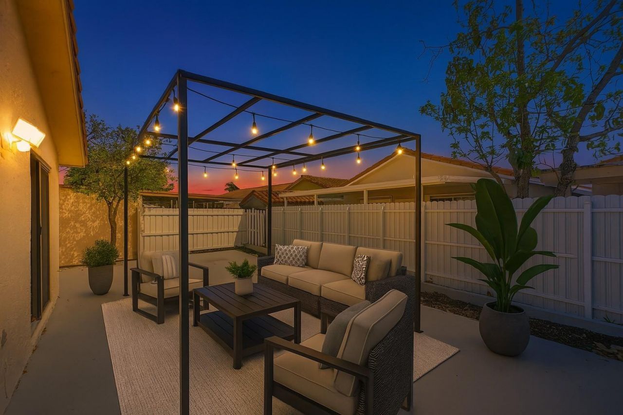 2614 W 65th Street, Hialeah, FL 33016 Photo