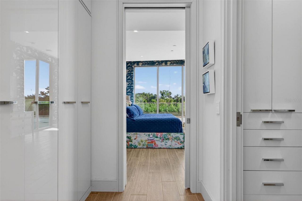 1591 Gulf Of Mexico Drive, Unit 216, Longboat Key, FL 34228 Photo