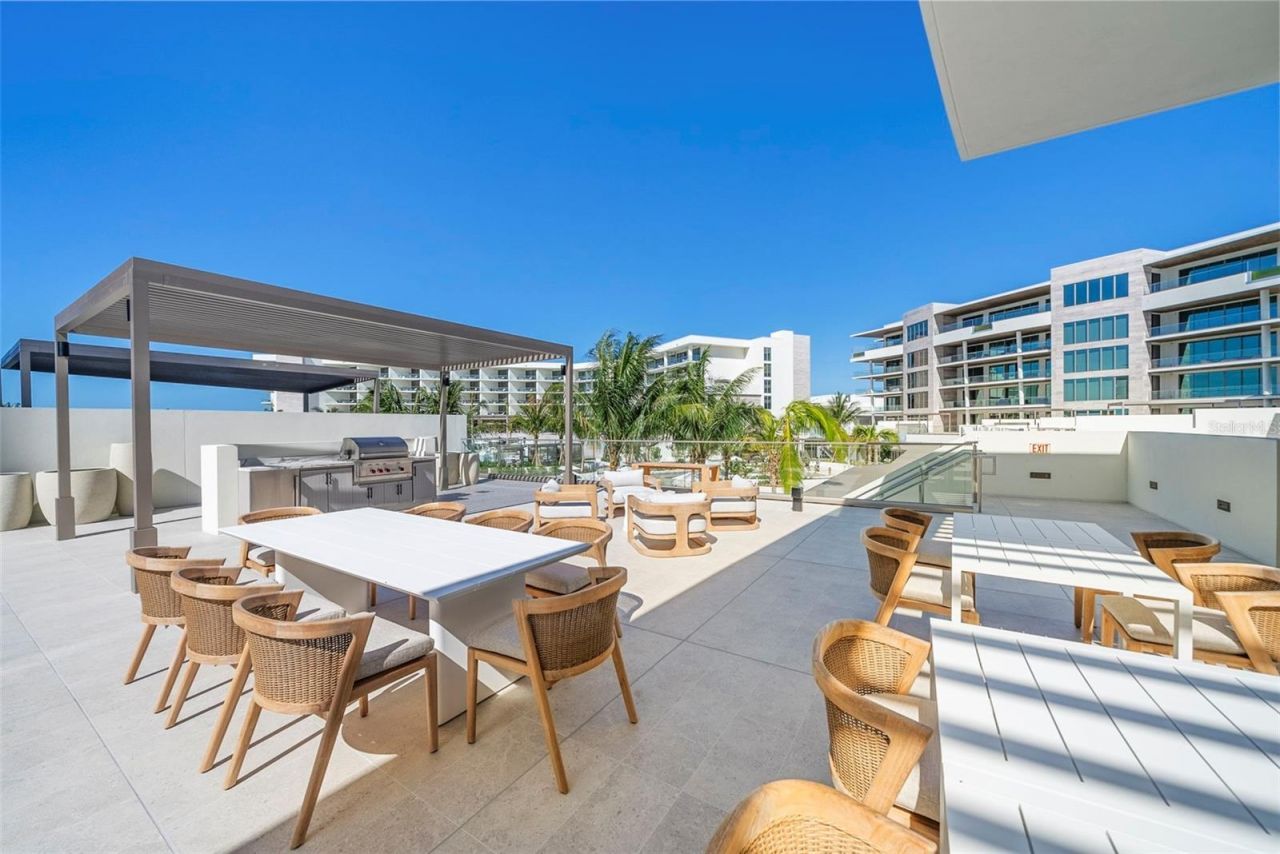 1591 Gulf Of Mexico Drive, Unit 216, Longboat Key, FL 34228 Photo