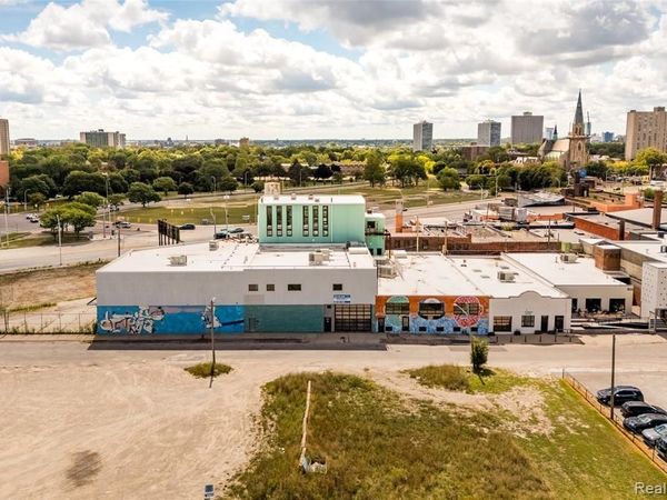 2000 Division Street, Detroit, MI 48207
