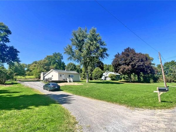 2095 Schilling Road, Palmyra, NY 14522