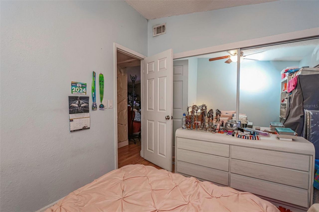 10039 88th Street, Seminole, FL 33777 Photo