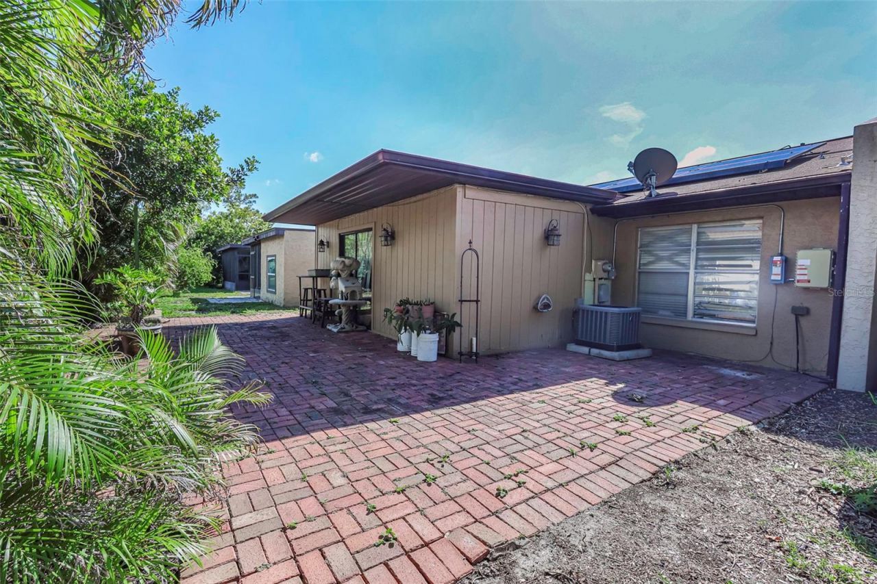 10039 88th Street, Seminole, FL 33777 Photo