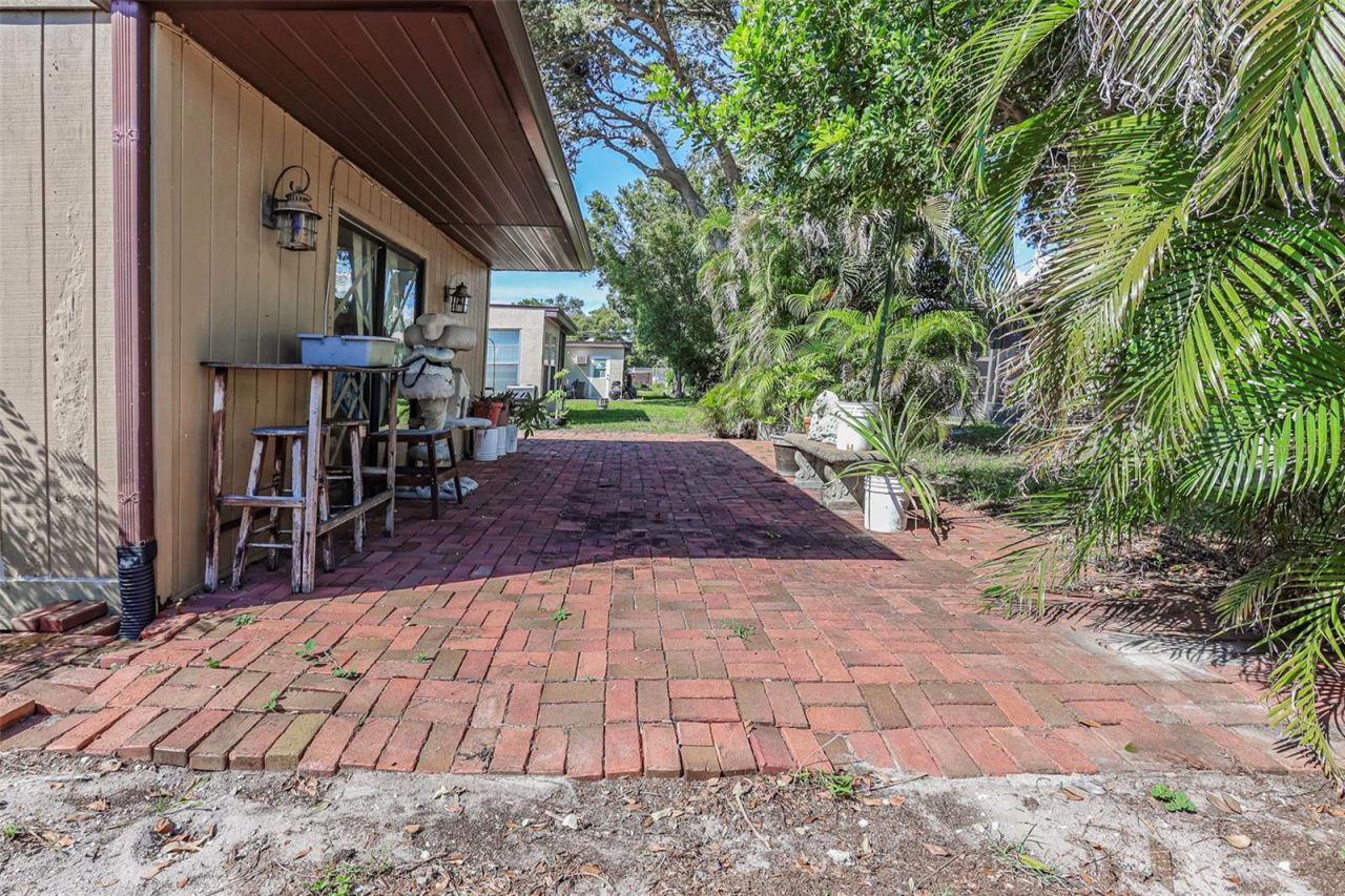 10039 88th Street, Seminole, FL 33777 Photo