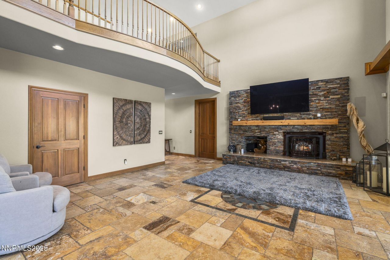 55 Hidden Lake Drive, Reno, NV 89521 Photo