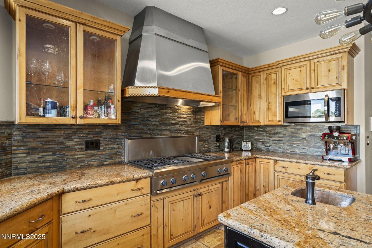 55 Hidden Lake Drive, Reno, NV 89521 Photo